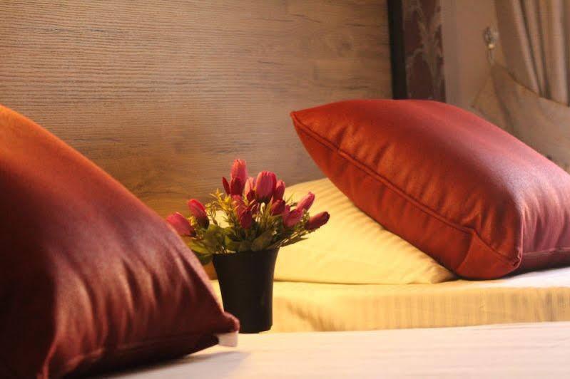 Suevari Hotel アクサライ エクステリア 写真