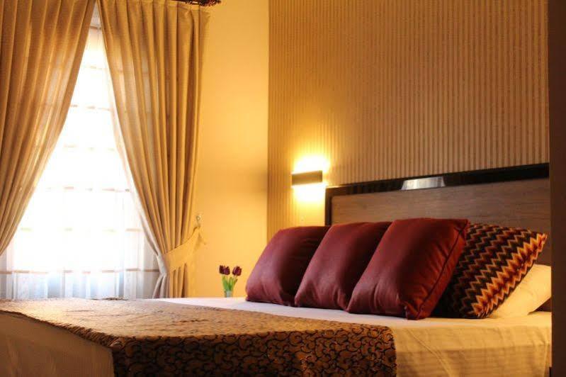 Suevari Hotel アクサライ エクステリア 写真